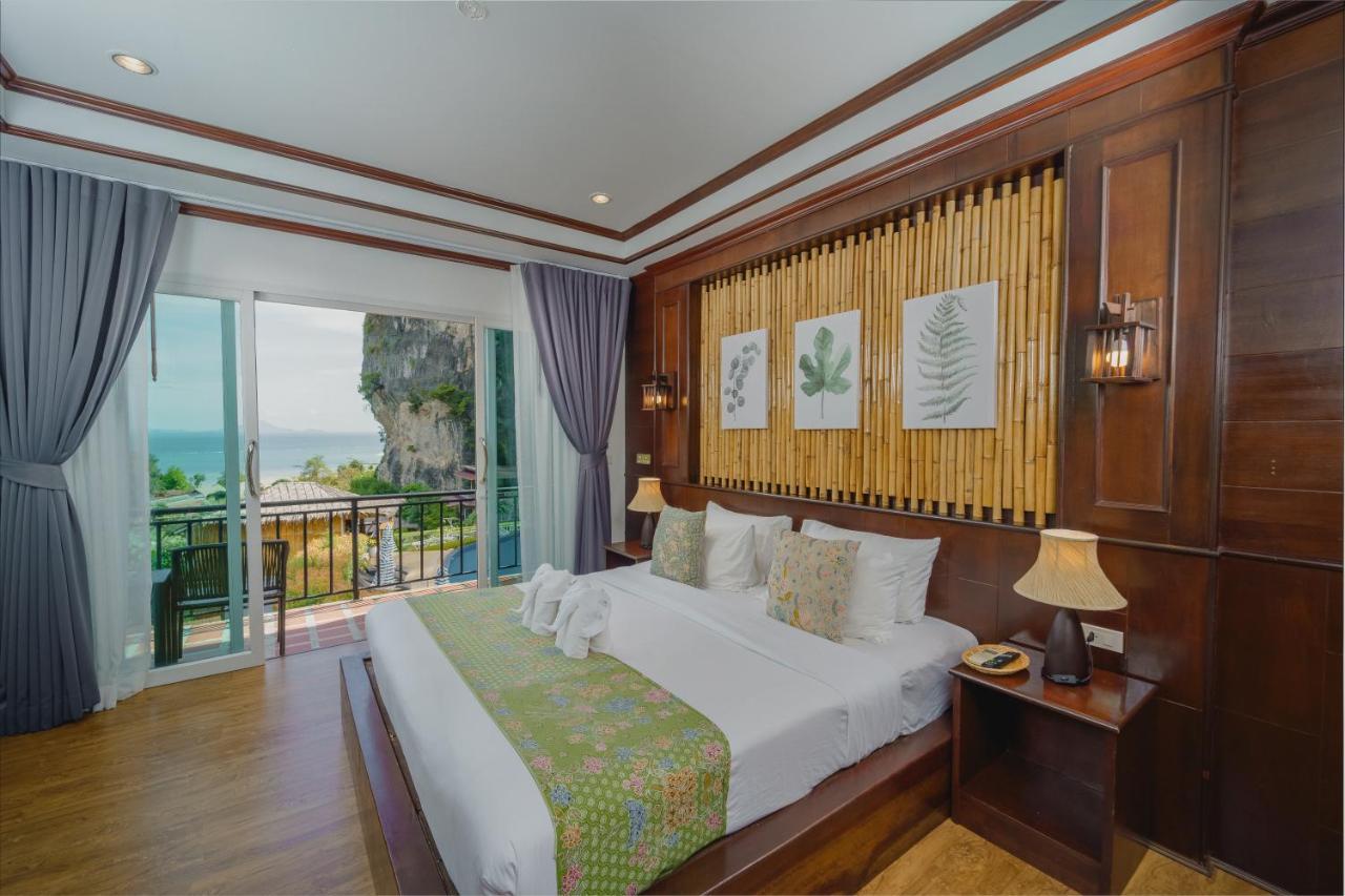 Quarto Deluxe Grand com Cama de Casal e Vista do Mar - Transfer Gratuito para a Praia