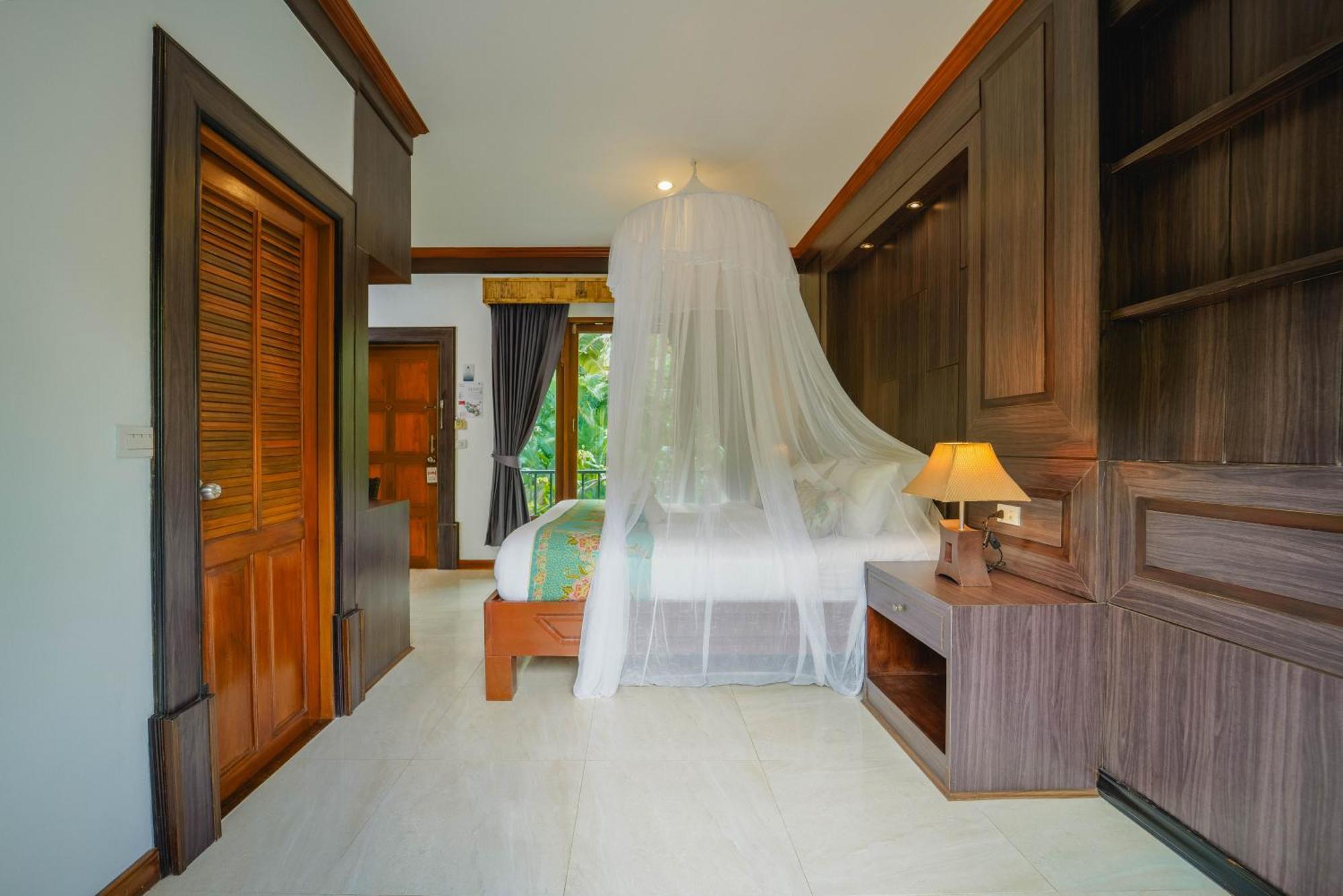 Quarto Família com Vista Lateral do Mar - Transfer Gratuito para a Praia